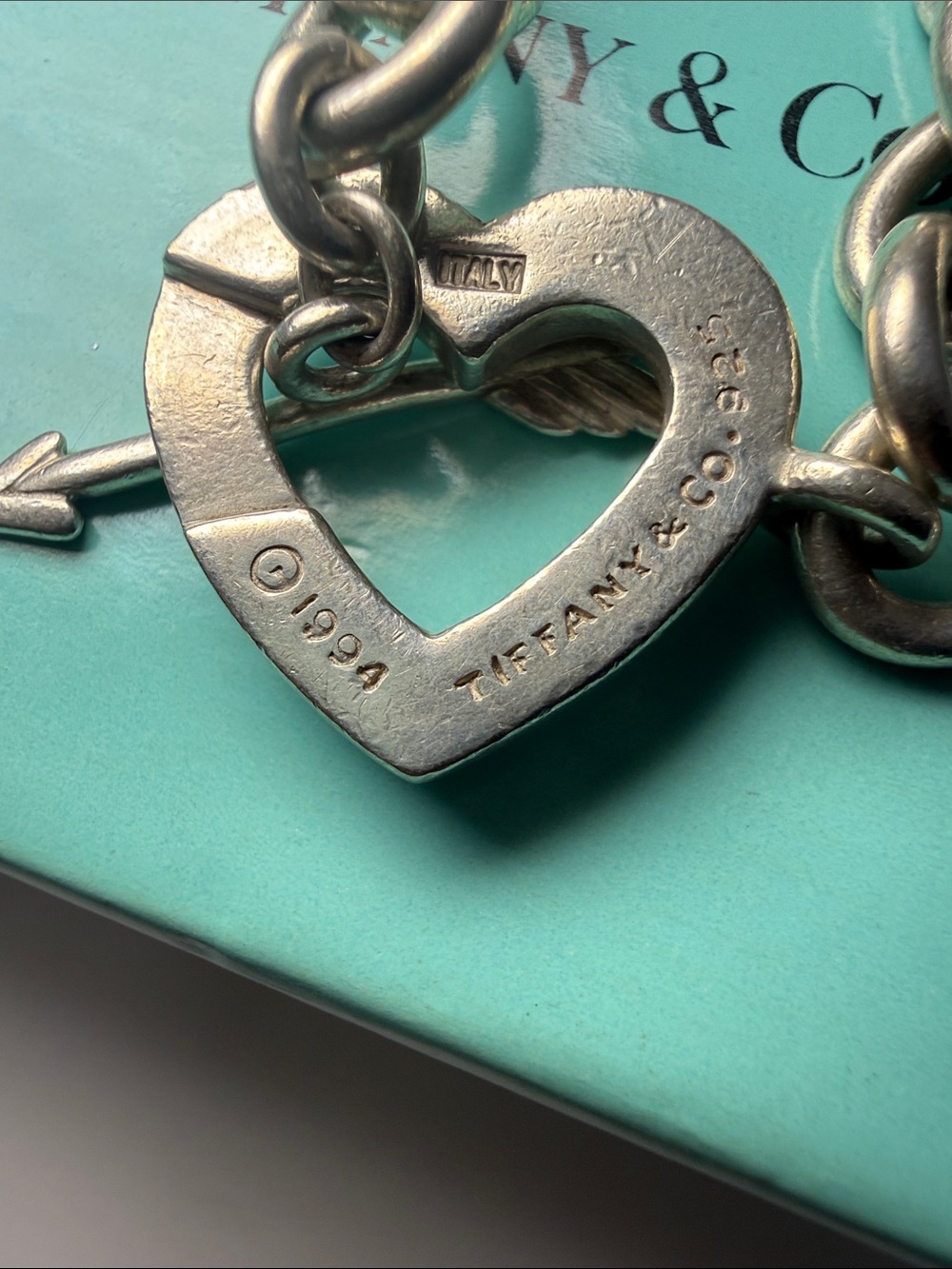 Tiffany & Co. Vintage 925 Silver Heart Toggle Bracelet with Arrow - Picture 3 of 7